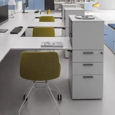 DV802 – Scrivania operativa