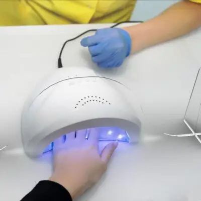 Divisorio Anti Batterico per Centri Estetici