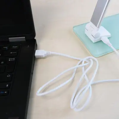 Lampada da tavolo Popy – a led – 6 W – alluminio/vetro