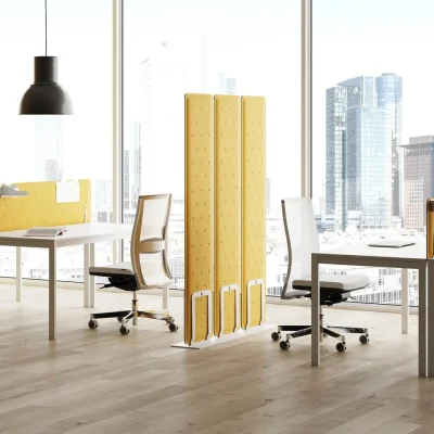 Struttura Freestanding Curva per 3 Pannelli Privacy su Ruote